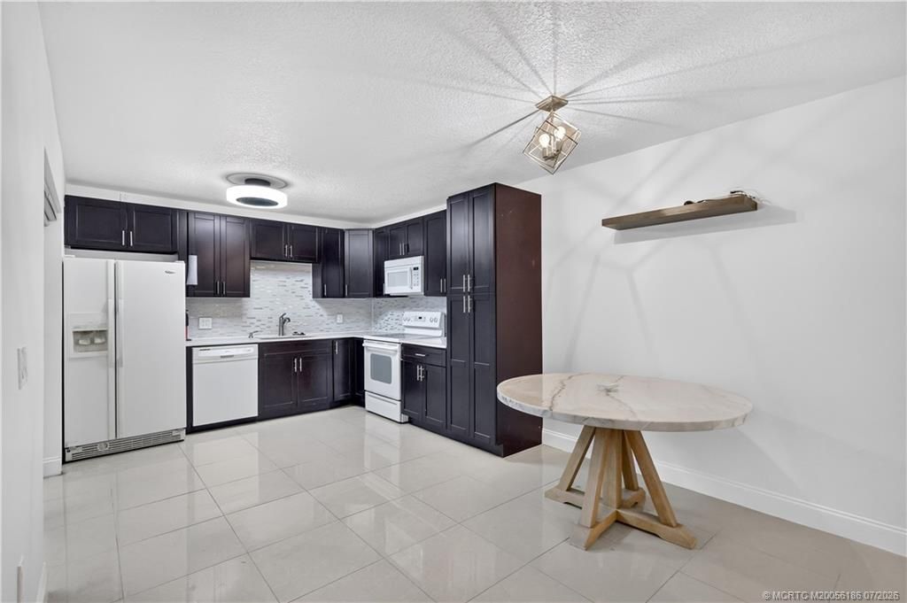 5708 SE Windsong Lane , Stuart, FL 34997 Photo