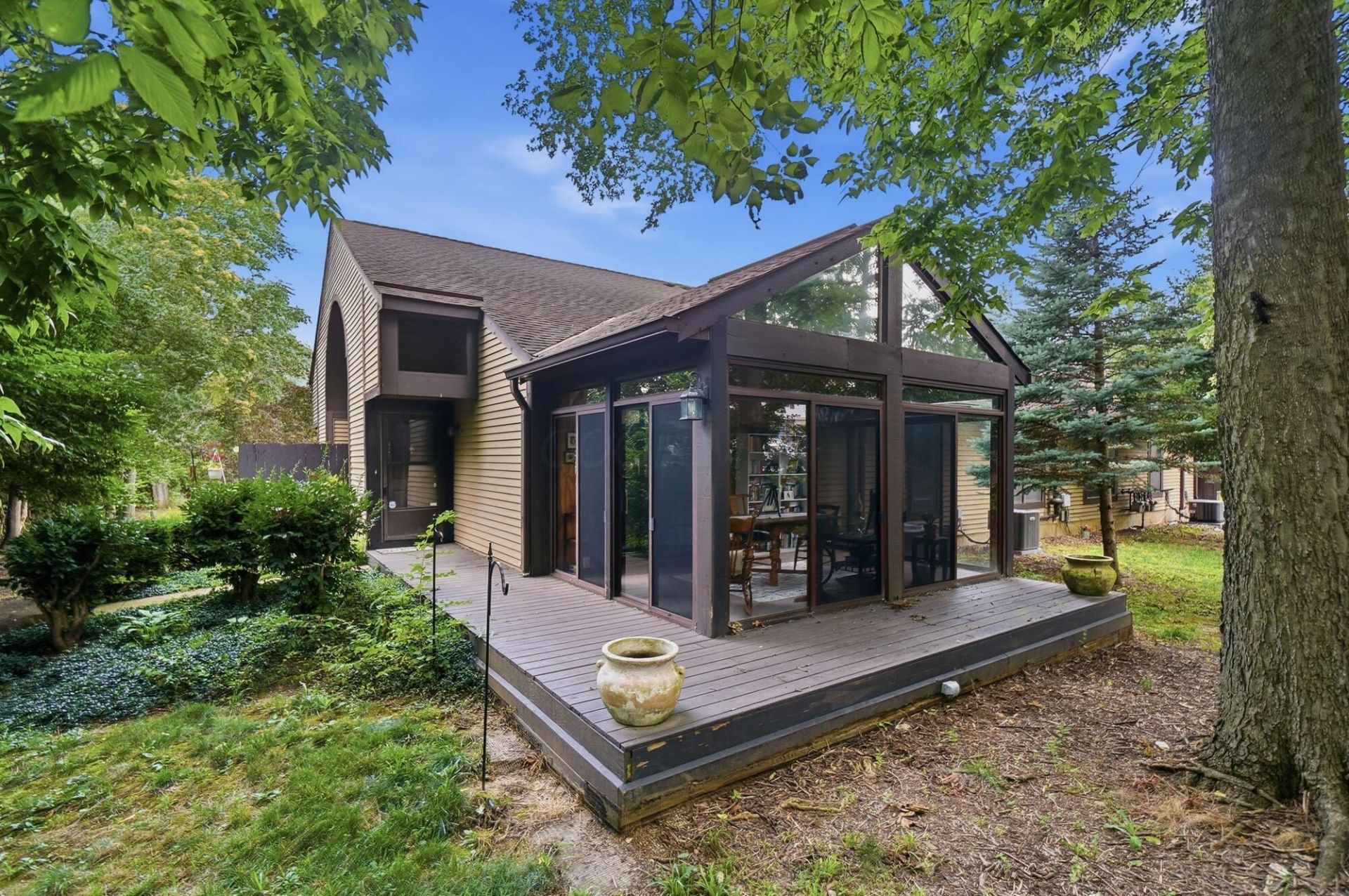 3111 Rivermill Drive, Unit 29, Columbus, OH 43220 Main Photo