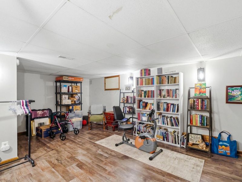 3111 Rivermill Drive, Unit 29, Columbus, OH 43220 Photo 31