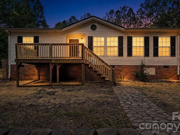 442 Lambs Way , Iron Station, NC 28080