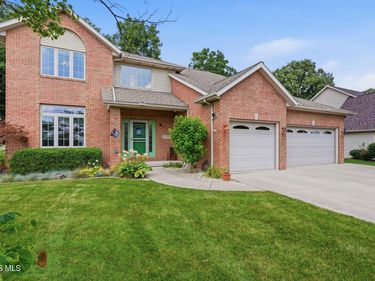 15940 Forest Lane, Findlay, OH 45840