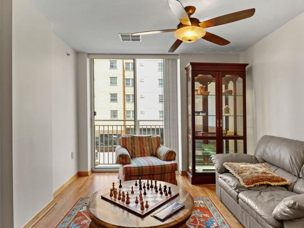 333 W Mifflin Street, Unit 2050, Madison, WI 53703