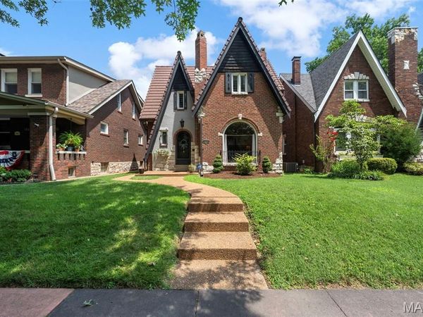 5843 Itaska Street, St Louis, MO 63109
