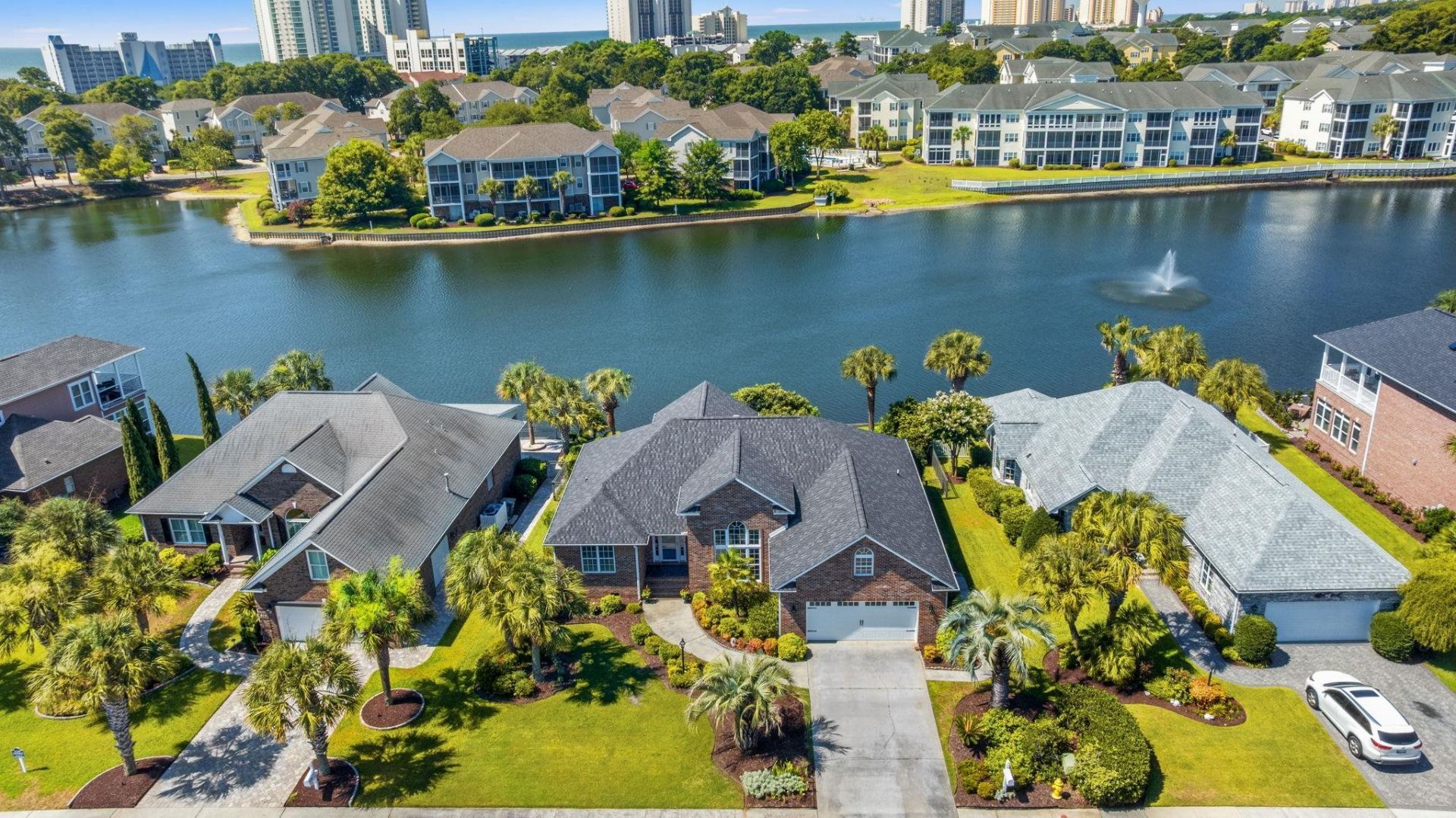 515 Sea Island Way Photo 32