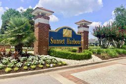 1627 Eastover Ln. photo 4
