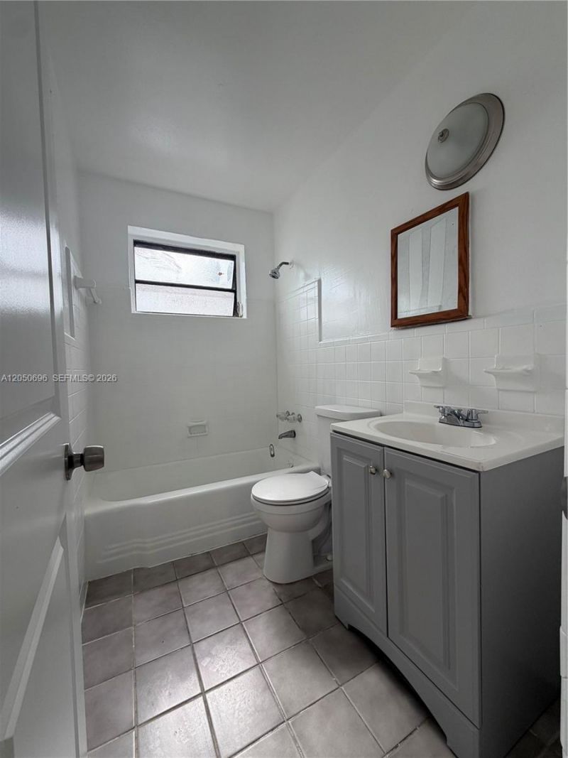 760 NE 131st St, Unit 760, North Miami, FL 33161 Photo