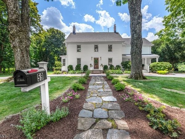 59 Hillside Rd, Chester, NJ 07930