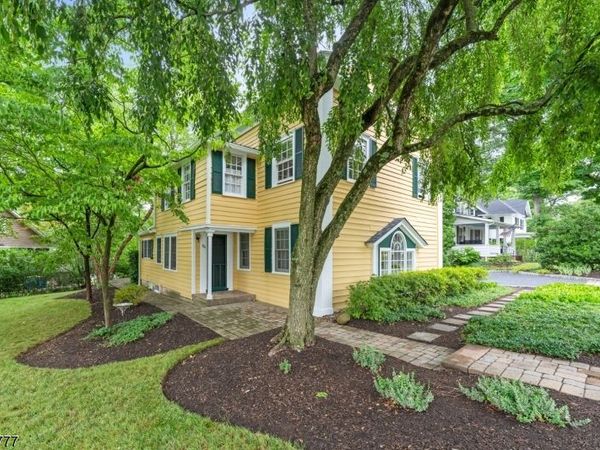 86 Washington St, Rocky Hill, NJ 08553