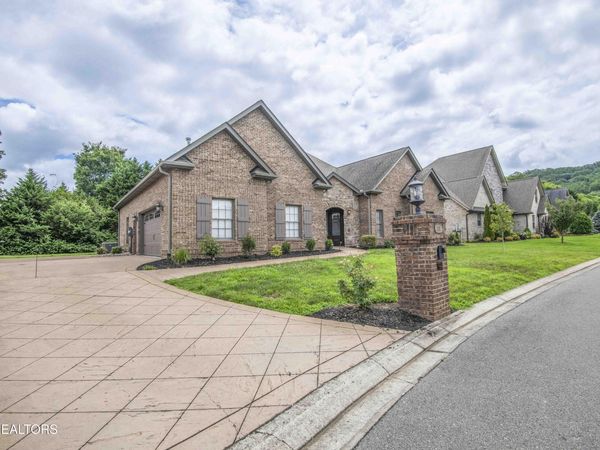 7112 Marlee Park Blvd, Knoxville, TN 37921