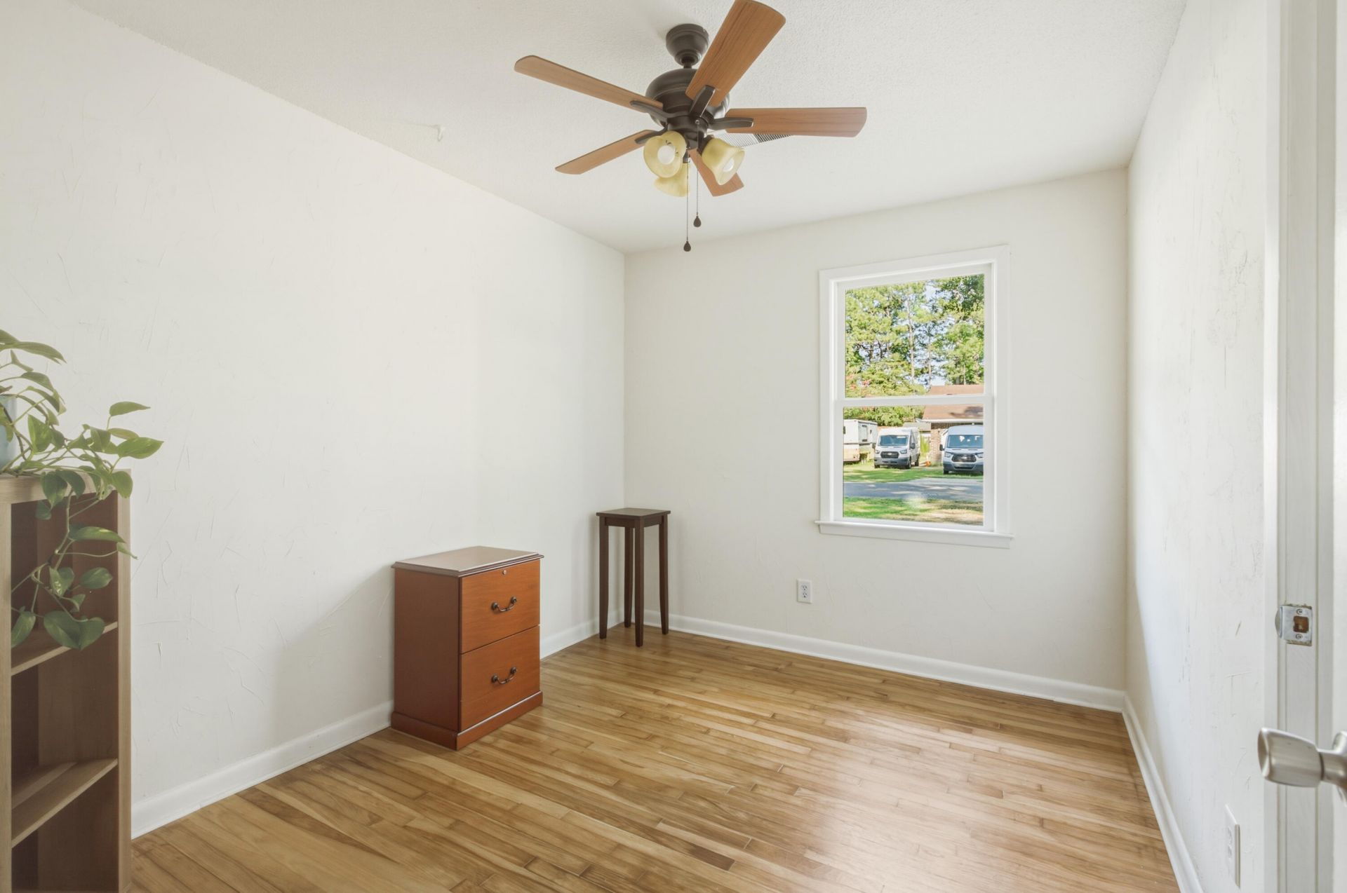124 White Boulevard Photo 11
