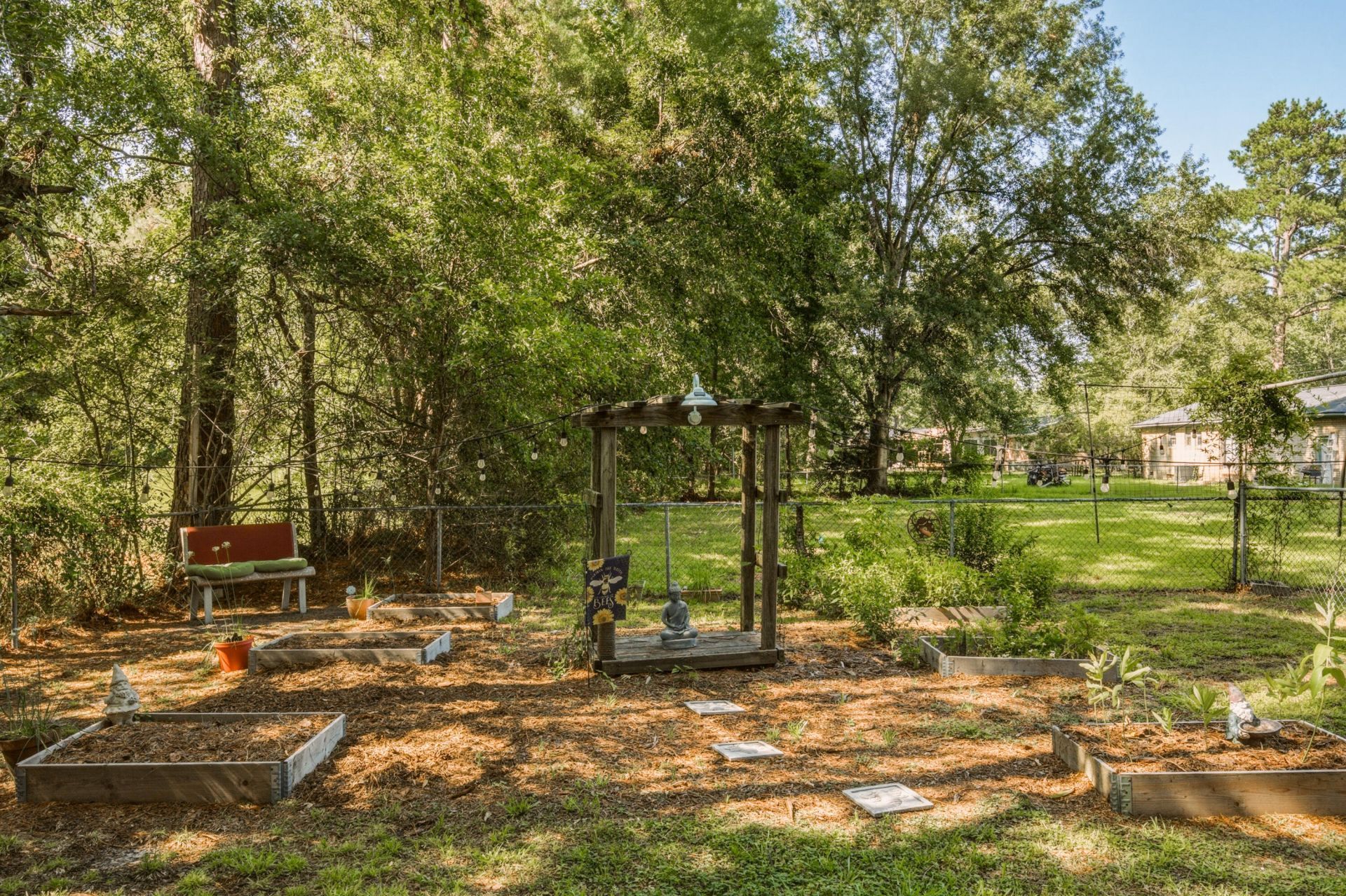 124 White Boulevard Photo 18