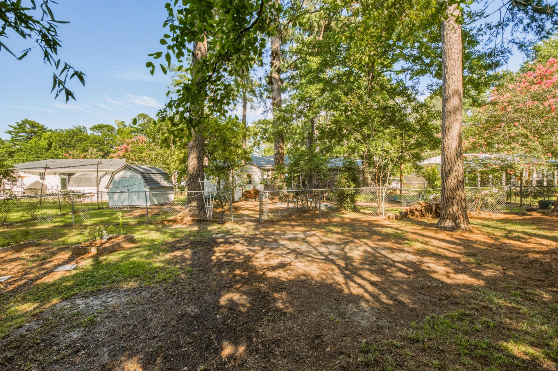 124 White Boulevard Photo 19