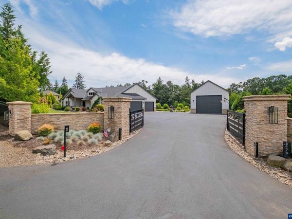 8478 Valley Wy SE, Turner, OR 97392
