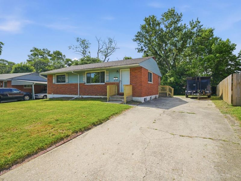 131 Brookhaven Avenue, Woodlawn, OH 45215 Photo 3