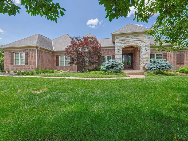 8180 Keller Road, Indian Hill, OH 45243 Photo 1
