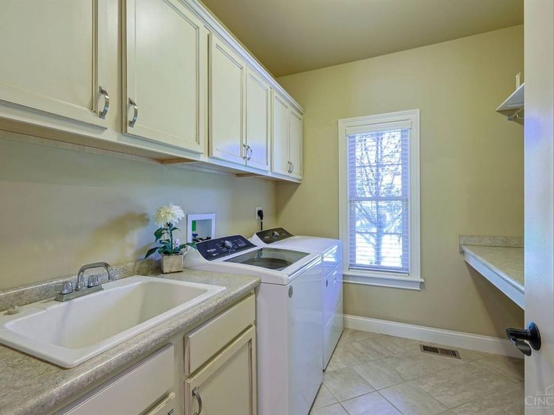 8180 Keller Road, Indian Hill, OH 45243 Photo 50