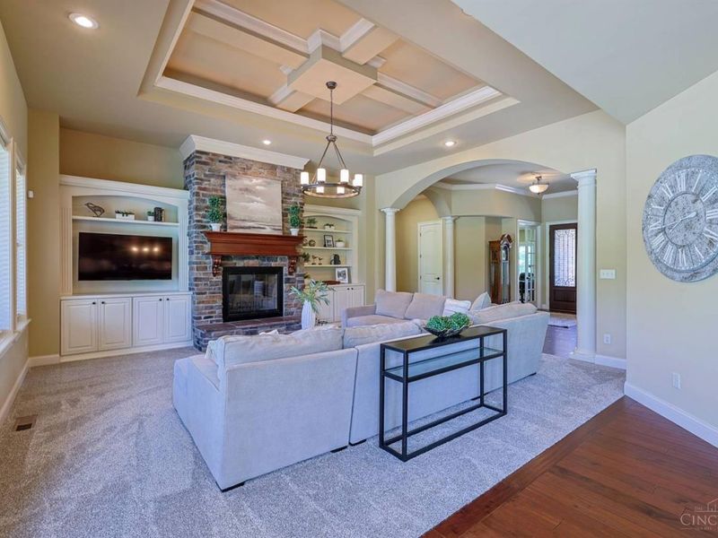 8180 Keller Road, Indian Hill, OH 45243 Photo 9