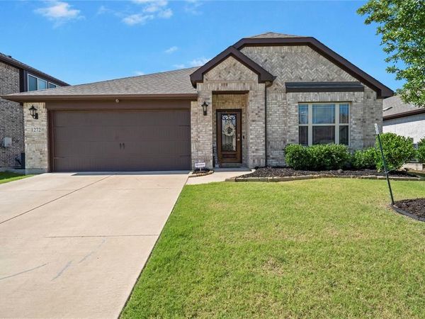 1272 Sumner Street, Aubrey, TX 76227