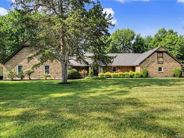 6763 Munger Road, Dayton, OH 45459