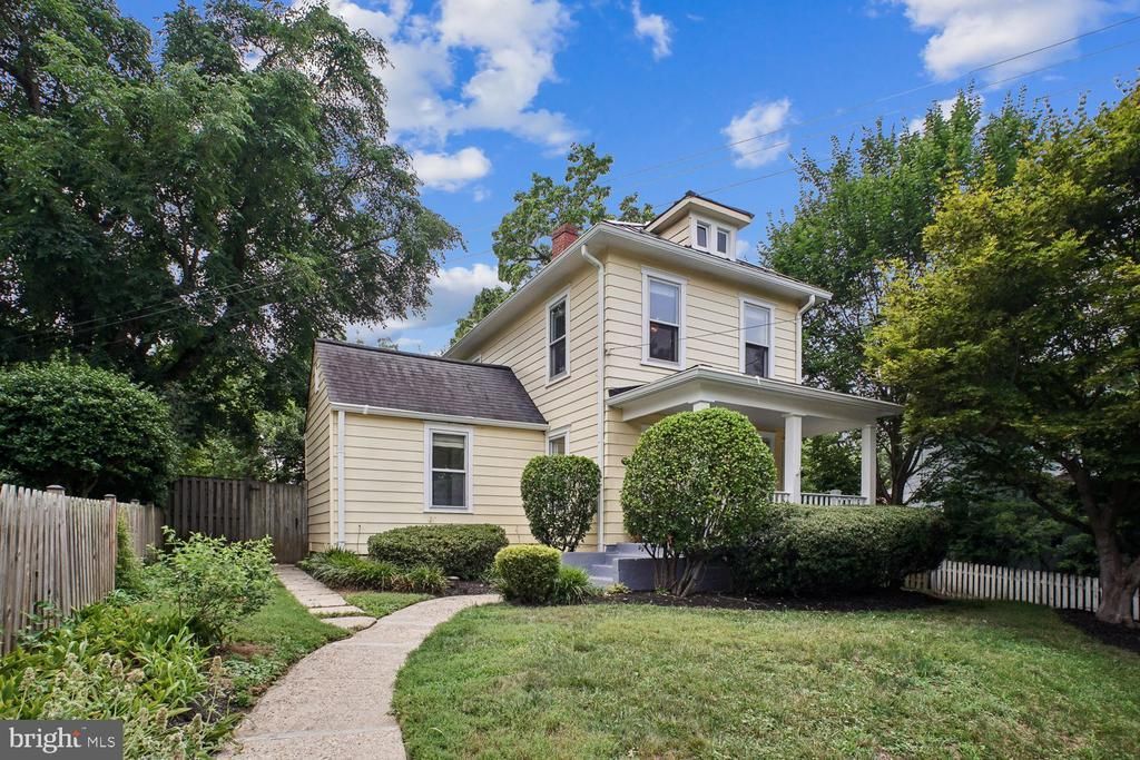 3610 22nd Street N , Arlington, VA 22207 Main Photo