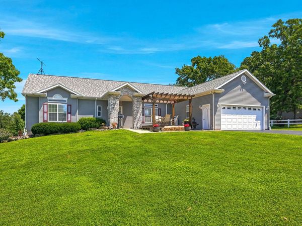 710 Lake Ranch Road, Kissee Mills, MO 65680