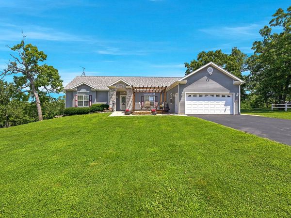 710 Lake Ranch Road, Kissee Mills, MO 65680