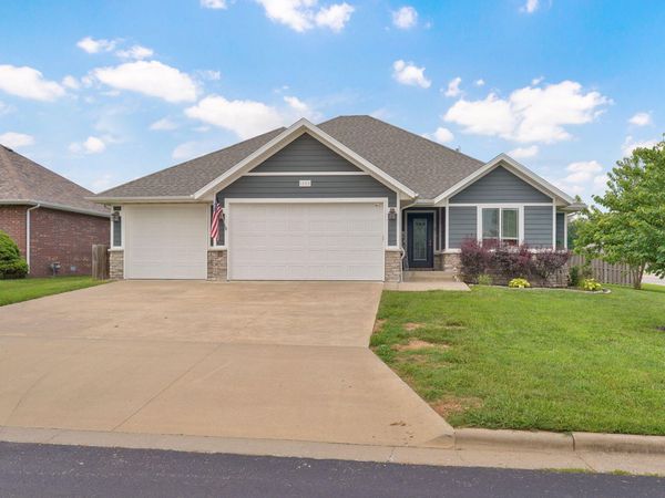 1309 S Appomattox Avenue , Republic, MO 65738