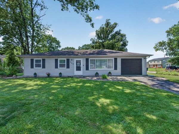 722 Fremont Road , Valparaiso, IN 46385
