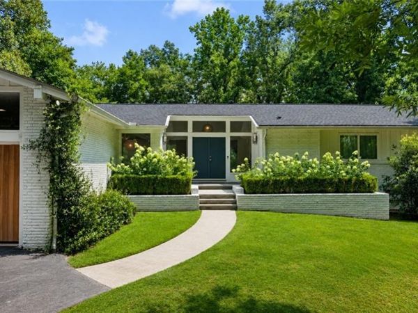 4037 Conway Valley Road NW, Atlanta, GA 30327