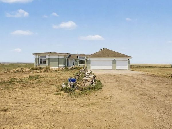 81807 E County Road 22, Deer Trail, CO 80105