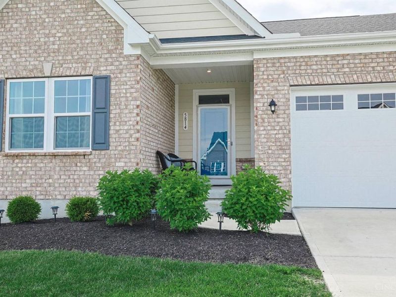 5814 Caitlyn Rose Lane, Liberty Township, OH 45044 Photo 2