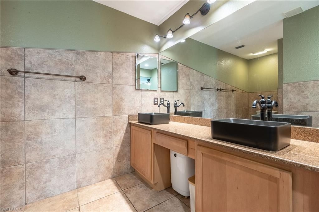 1605 NW 23rd St, Cape Coral, FL 33993 Photo