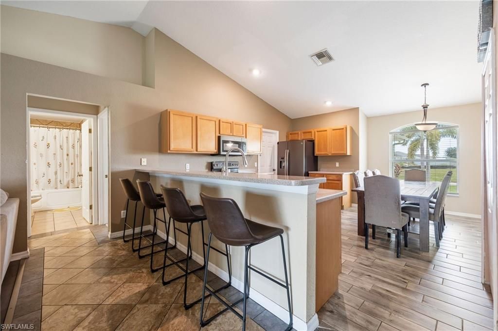 1605 NW 23rd St, Cape Coral, FL 33993 Photo