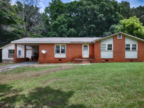11 Henderson DR , Fayetteville, TN 37334