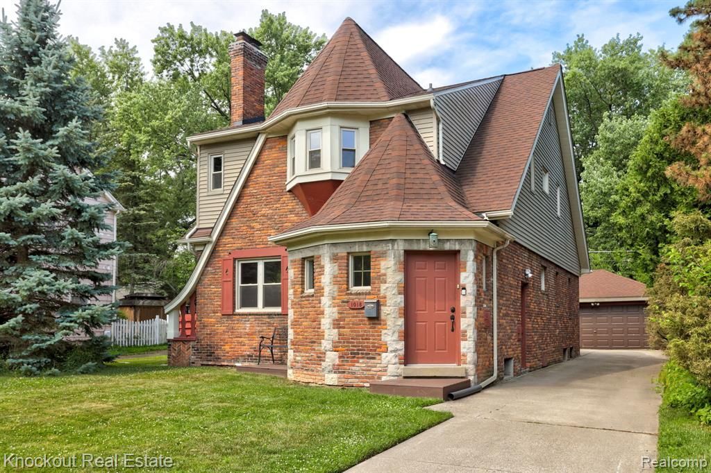 1018 Kensington Avenue, Flint, MI 48503 Main Photo
