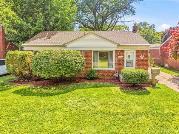 11802 Columbia, Redford Twp, MI 48239