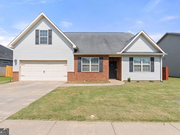 316 Flowing Meadows Drive, Kathleen, GA 31047