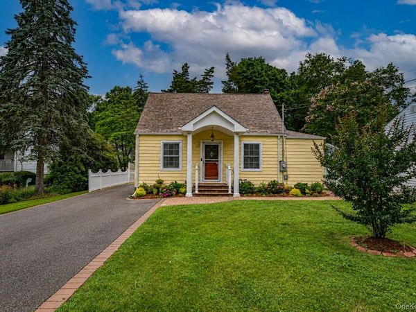 309 Laurel Avenue, Northport, NY 11768