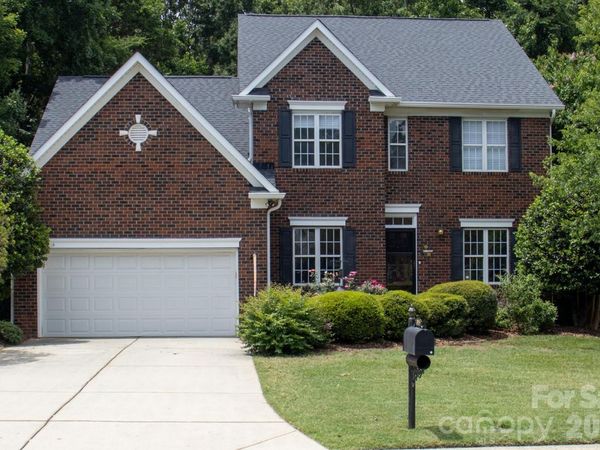 8505 Tintinhull Lane, Waxhaw, NC 28173