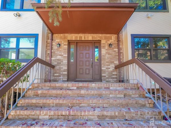 1308 Merrywood Drive , Edison, NJ 08817