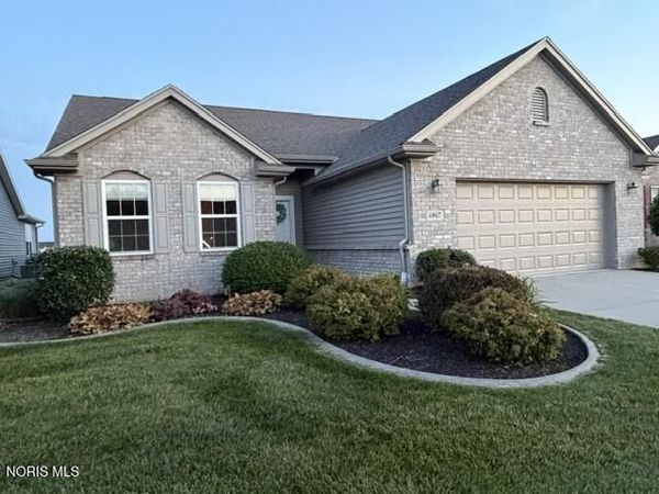 6867 Old Pine Lane , Maumee, OH 43537