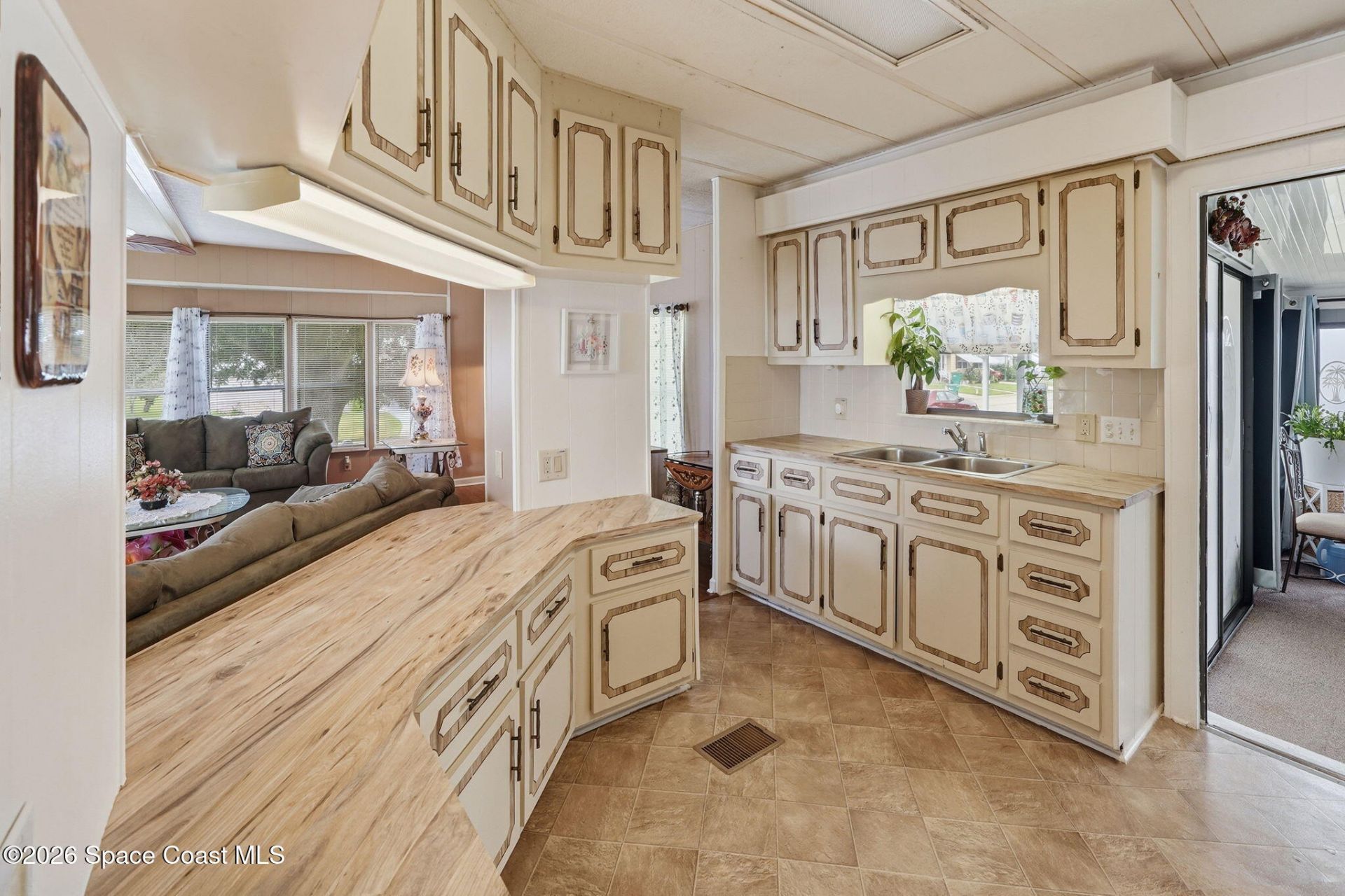 511 Jennifer Circle, Melbourne, FL 32904 Photo