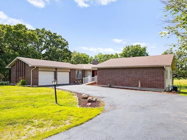 13312 Riverview Avenue, Bonner Springs, KS 66012