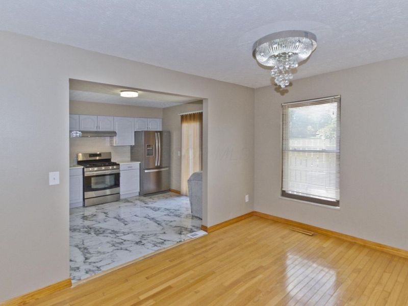 5760 Lucinda Court , Columbus, OH 43232 Photo 10