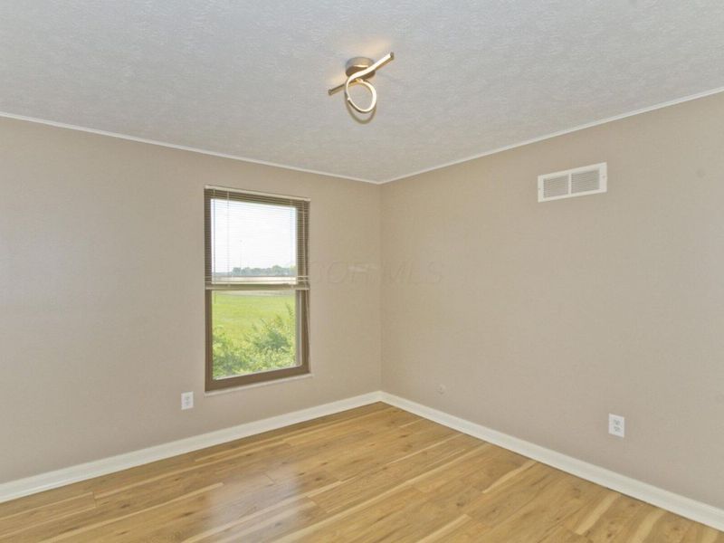5760 Lucinda Court , Columbus, OH 43232 Photo 23