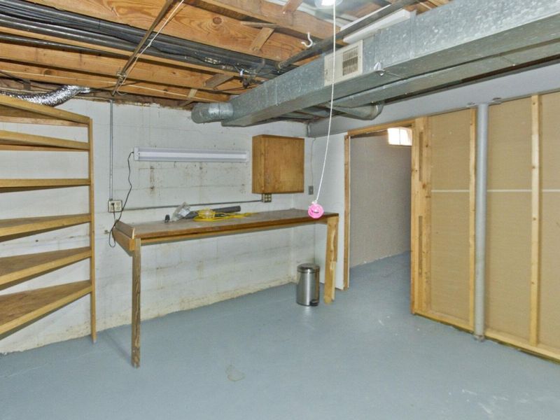 5760 Lucinda Court , Columbus, OH 43232 Photo 35