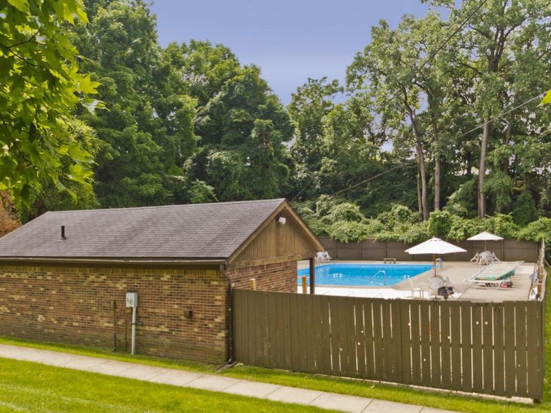 5760 Lucinda Court , Columbus, OH 43232 Photo 47
