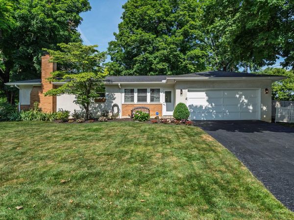 1102 Kennington Avenue , Columbus, OH 43220