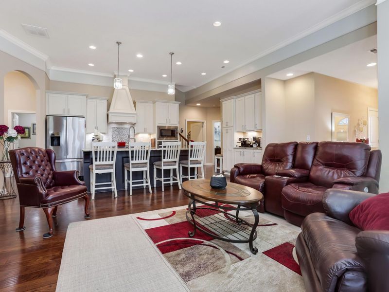 4562 Newport Loop E, Grove City, OH 43123 Photo 10
