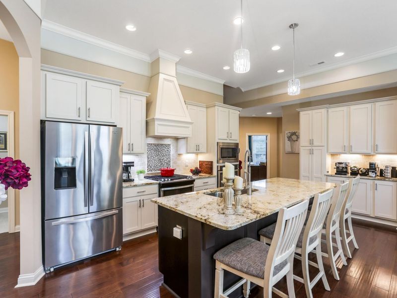 4562 Newport Loop E, Grove City, OH 43123 Photo 13